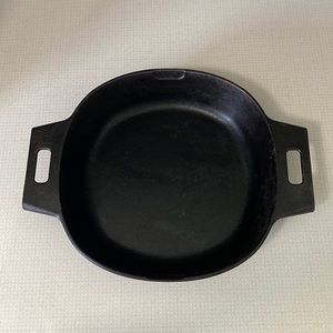 Pampered Chef Cast Iron Skillet